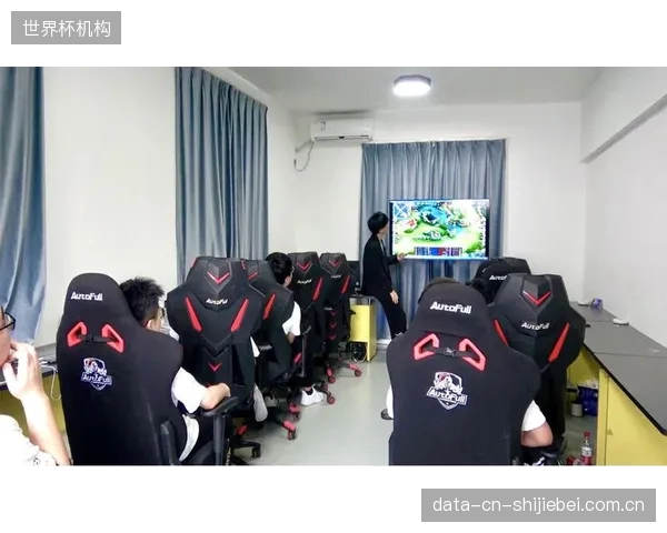 电竞场馆的盈利模式将从单一赛事承办，全面转向“电竞+商业+文旅”的复合业态